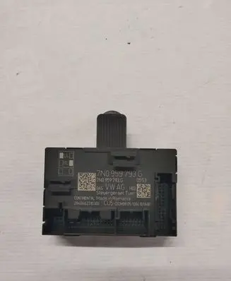 Skoda Yeti (5L) Door control unit/module 7N0959793