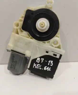 Volkswagen PASSAT B7 Rear door window regulator motor 3AA959794 0Z89ZZIT6 3AA959794A