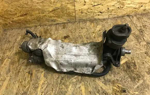 Skoda Octavia Mk2 (1Z) Steering rack