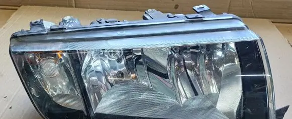 Skoda Fabia Mk1 (6Y) Headlight/headlamp