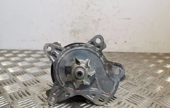 Toyota RAV 4 (XA30) Water pump