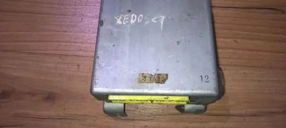 Mazda Xedos 9 ABS control unit/module t00267650a 2051256
