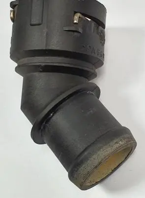 Volkswagen Golf V Engine coolant pipe/hose 1J0121619