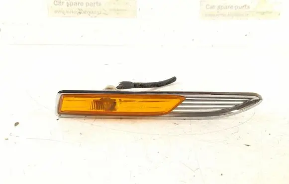Ford Mondeo MK IV Front indicator light 7S71-13K354-AD 7S7113K354AD