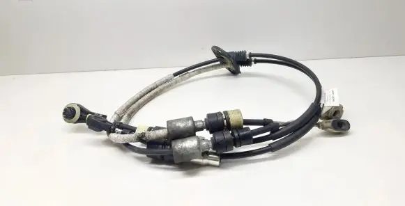 Volvo XC60 Gear shift cable linkage 31302107