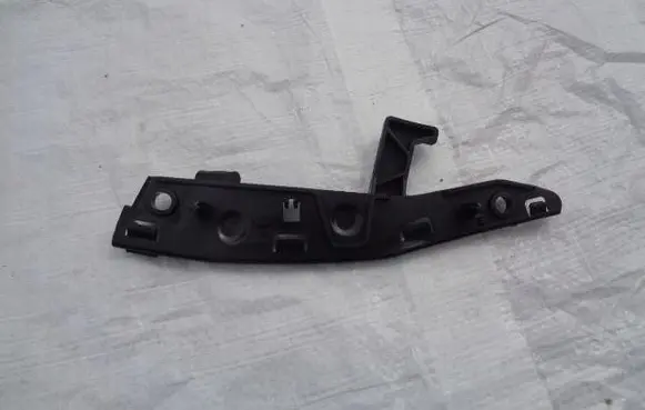 Citroen DS3 Fender mounting bracket 9683465880