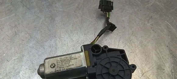 BMW 5 E60 E61 Curtain motor 8986201