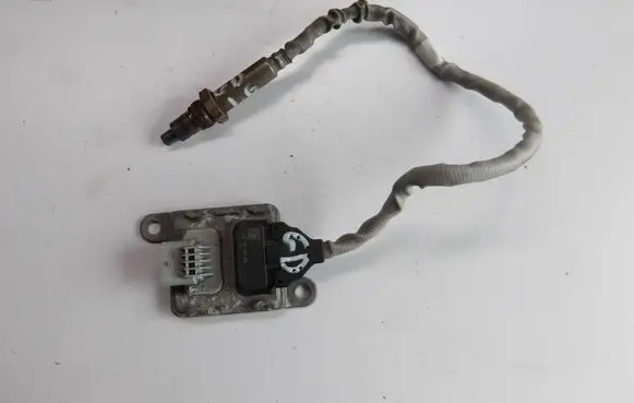 Opel Grandland X Lambda probe sensor SNS0735 9821121180 A2C125111000