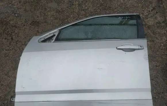 Cadillac SRX Front door PILKOS