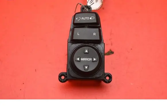 Hyundai Tucson JM Mirror heating switch 93573-D3100