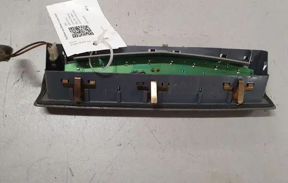 Opel Zafira B Third/center stoplight