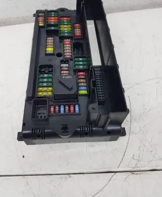 BMW 7 F01 F02 F03 F04 Fuse module 117033442D 9210861 00423695