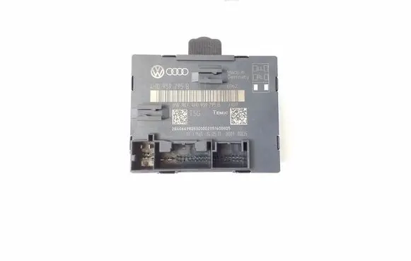 Volkswagen Touareg II Door control unit/module 4H0959795B