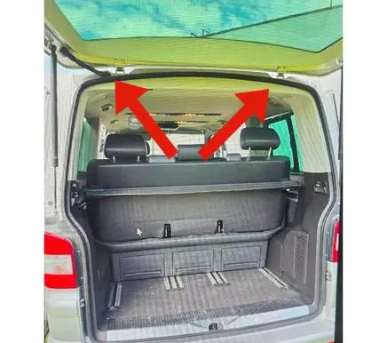 Volkswagen Multivan T5 Tailgate/trunk/boot hinge 7H0827302C