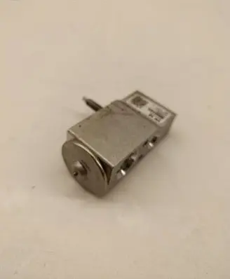 Air conditioning (A/C) expansion valve
