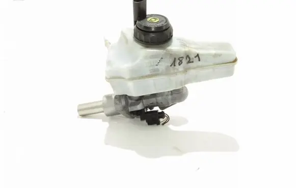 Volkswagen PASSAT CC Master brake cylinder 3C2611301