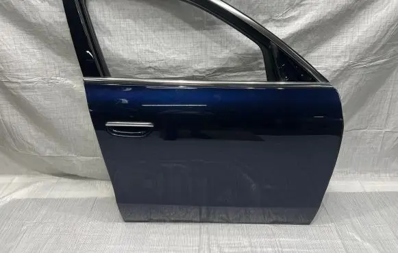 Maserati Grecale Front door