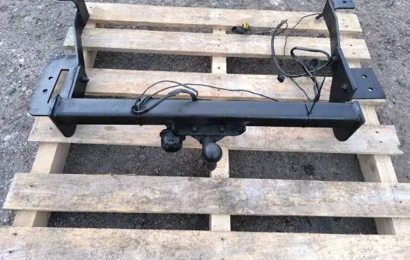 Nissan Primastar Tow bar set 8200476147
