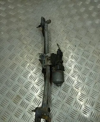 Skoda Fabia Mk1 (6Y) Front wiper linkage and motor 0390241524 6Q1955119A