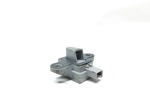 Mercedes-Benz C W204 Airbag deployment crash/impact sensor A2048210651 56054047AB 5WK43902
