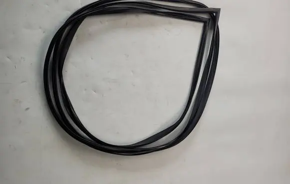 Mercedes-Benz Sprinter W901 W902 W903 W904 Windshield trim A9016710220