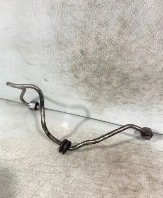 Audi A4 S4 B7 8E 8H Fuel injector supply line/pipe 