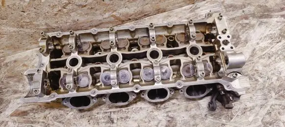 Maserati Quattroporte Engine head 