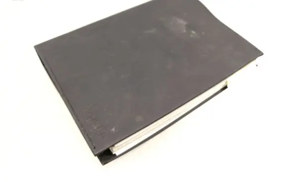 Volkswagen Golf V Owners service history hand book 