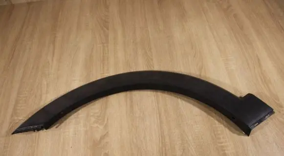 Chevrolet Captiva Front arch trim 