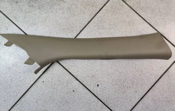 Jeep Grand Cherokee (A) pillar trim 1GG52HL1AE