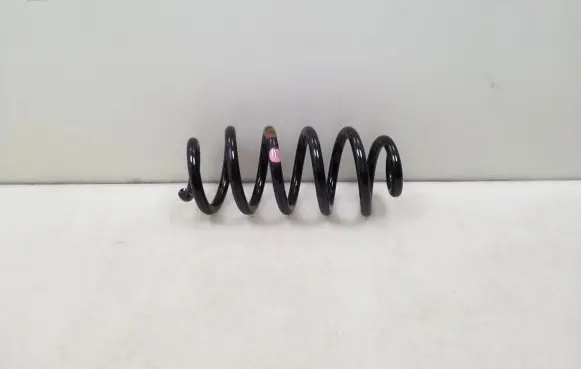 Nissan Qashqai J12 Rear coil spring