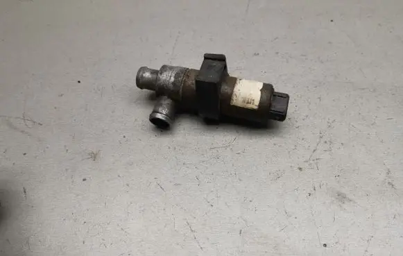 Audi 80 90 S2 B4 Idle control valve (regulator) 027133459A