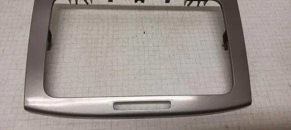 Volkswagen PASSAT B6 Radio/GPS head unit trim 3C0858069M