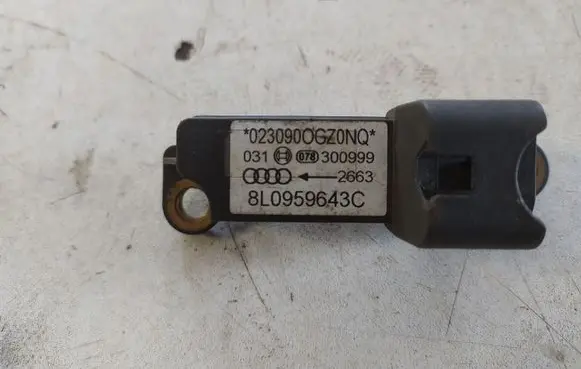 Audi A3 S3 8L Airbag deployment crash/impact sensor 8L0959643C