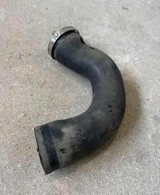 Volkswagen Touran II Intercooler hose/pipe 1K0145834AT MR125093
