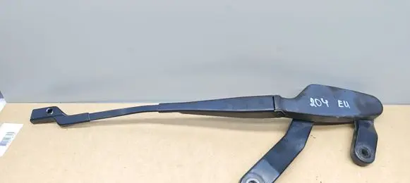 Mercedes-Benz C W204 Front wiper blade arm A2048201944