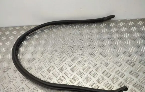 Citroen C3 Engine compartment rubber 