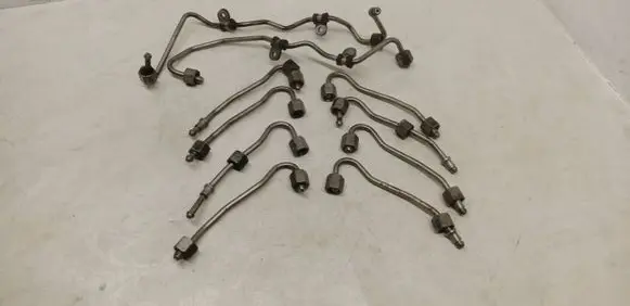 Mercedes-Benz GL X164 Fuel injector supply line/pipe 