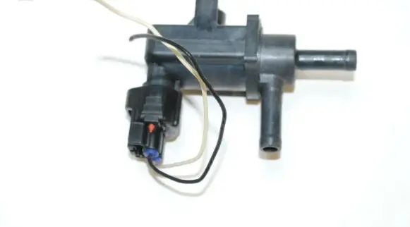 Lexus GS 300 350 430 450H Turbo solenoid valve 9091012259