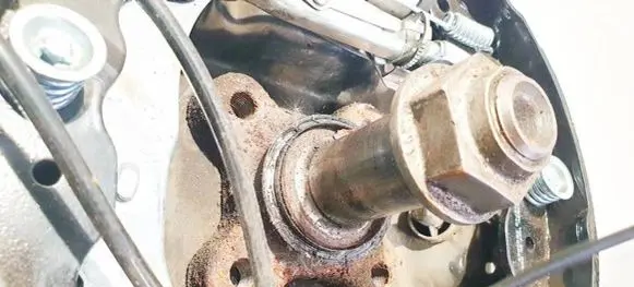 Dacia Lodgy Stub axle 