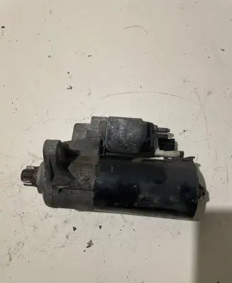 Volkswagen Golf V Starter motor 02E911023 20090506 055203