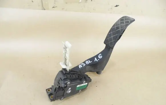 Audi A3 S3 8L Accelerator throttle pedal 6PV00802601 1J1721503J