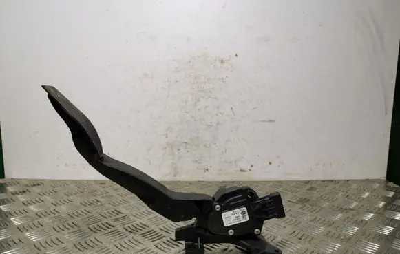 Jeep Renegade Accelerator throttle pedal 51942427