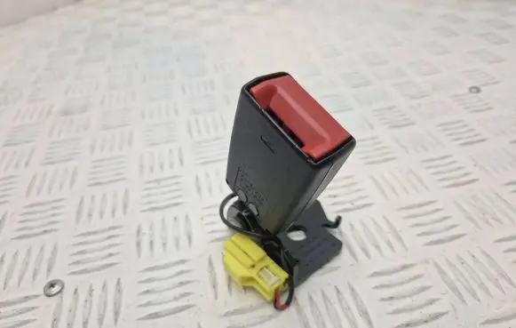 Volvo S60 Rear seatbelt buckle 34150325 1B31113