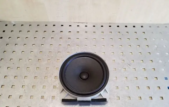 Honda CR-V Front door speaker EAS16P647E5