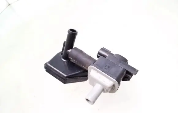 Mazda CX-3 Engine mount vacuum valve PE0118751 1362007230