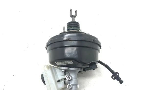 BMW X3 F25 Brake booster 6794473 32663156