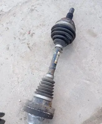 Audi Q7 4L Front driveshaft 7L0407271C