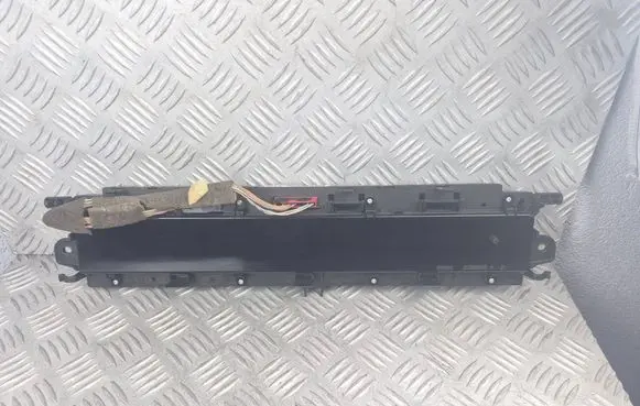 Renault Scenic II - Grand scenic II Speedometer (instrument cluster) P8200787774A