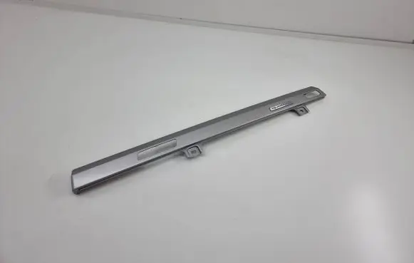 Dashboard glove box trim